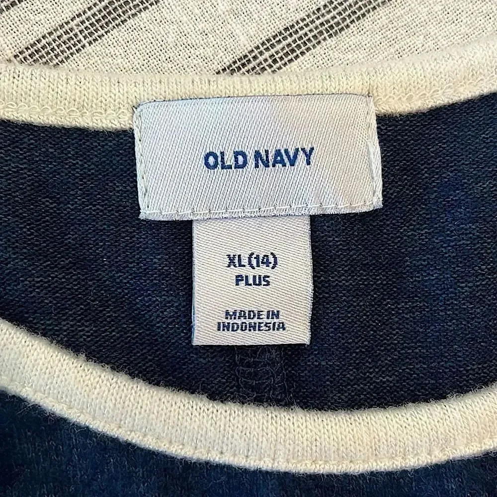 🌴 Blue/Cream Old Navy 
